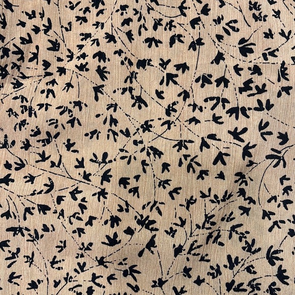 Ruffle long sleeve blouse muted - Picture 5 of 7